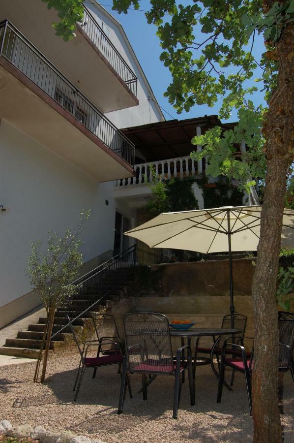 Apartment Nia Jadranovo